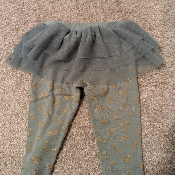 3 For $12 Sparkly Thankful shirt and pants set - Picture 7 of 8